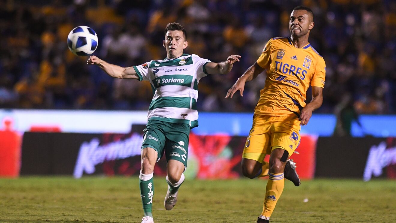 Santos enfrenta a Tigres
