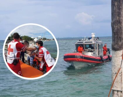 Brinda auxilio a persona en embarcación en Isla Mujeres