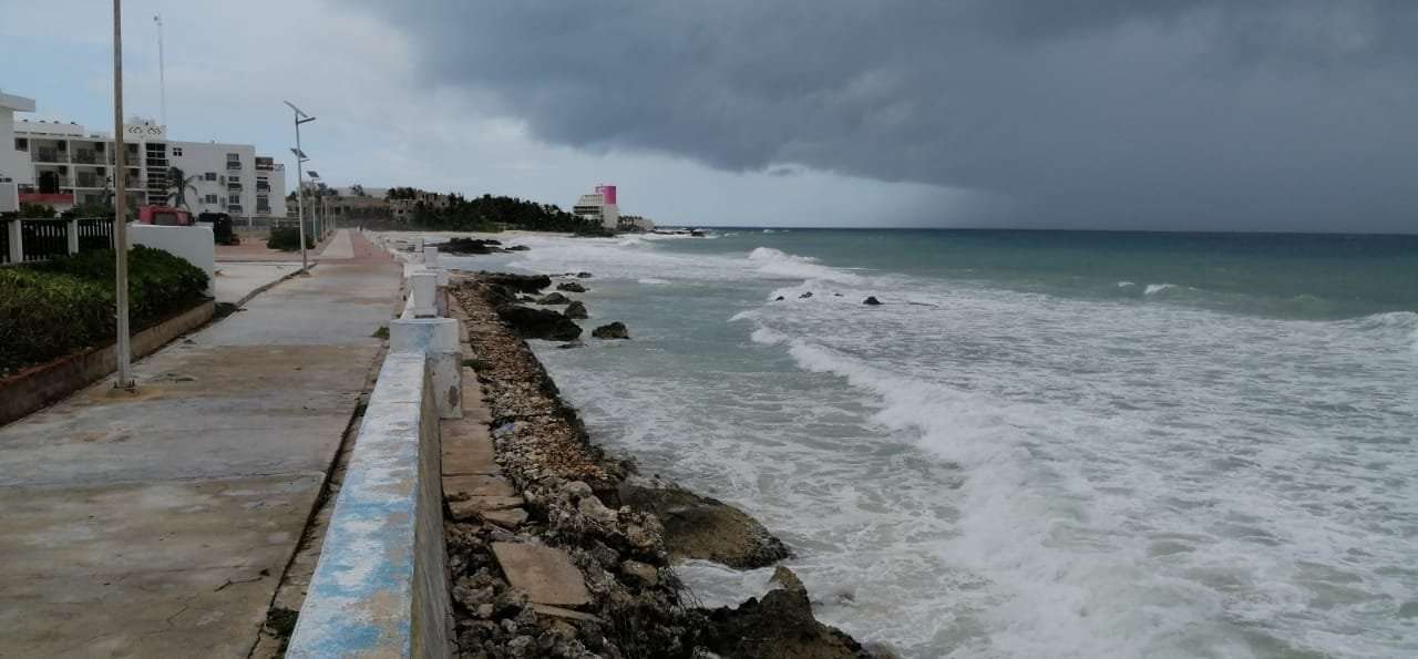 Pide extremar precauciones por lluvias en Isla Mujeres