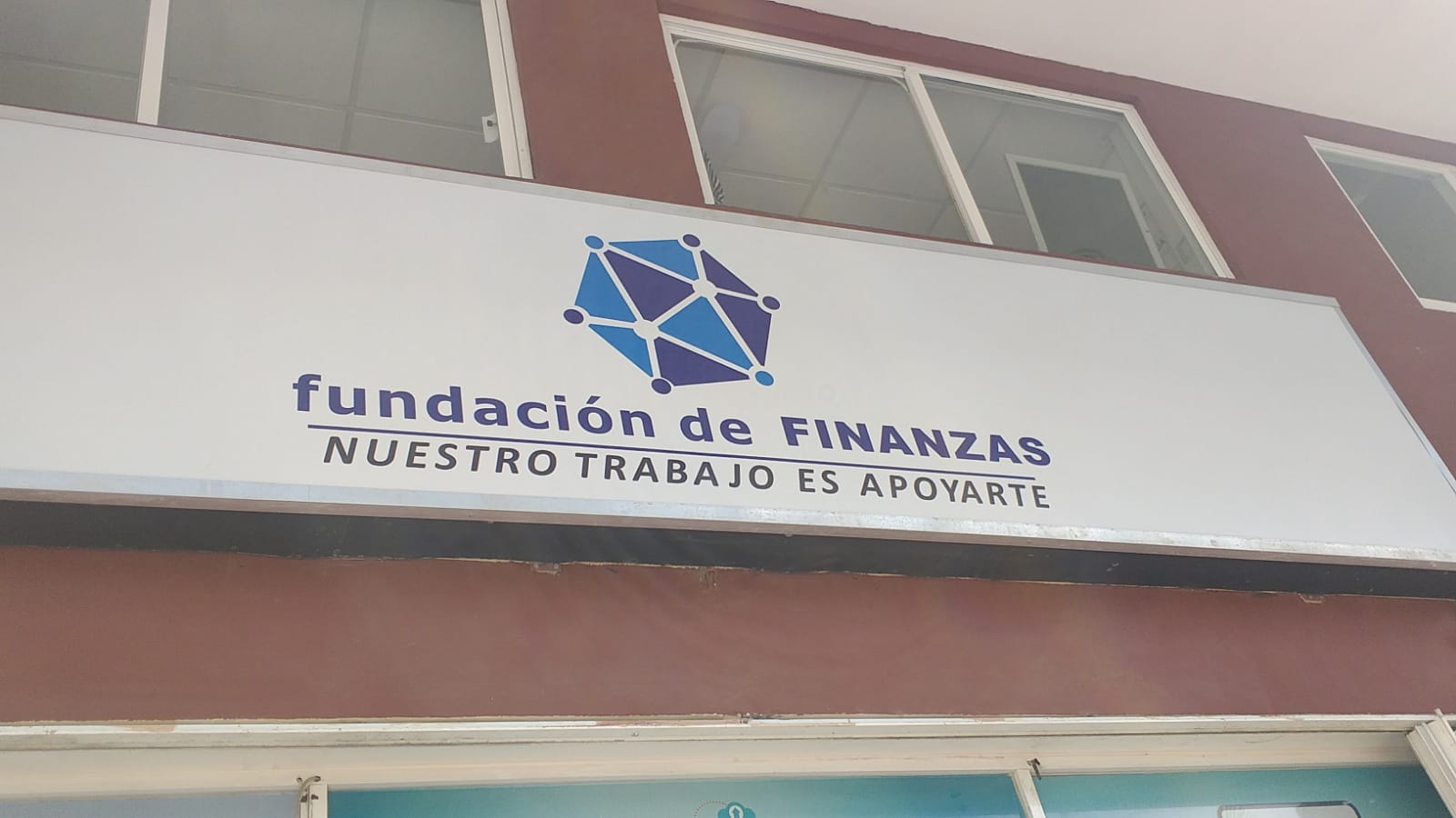 Asegura Fiscalía a financiera fraudulenta en Cancún