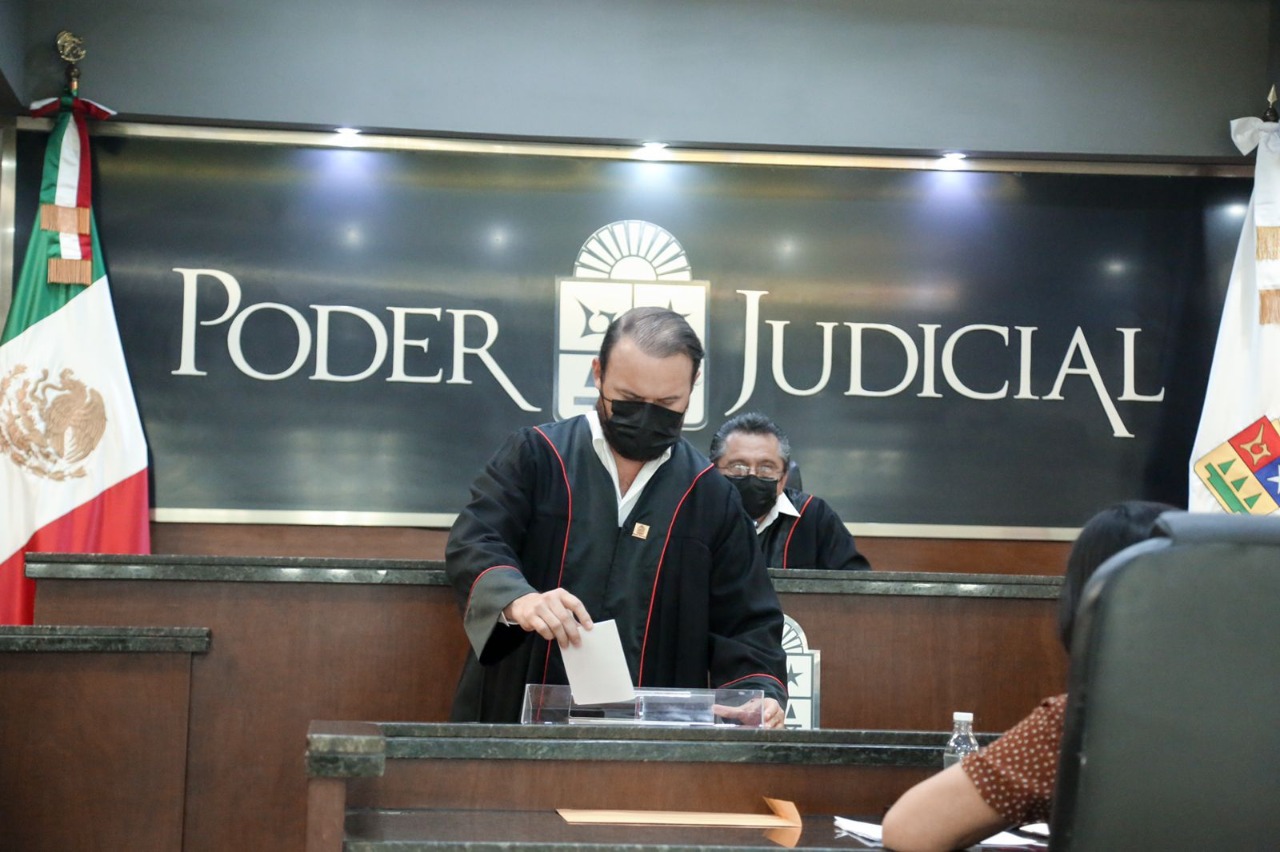Nombran a Heyden Cebada Rivas nuevo titular del Tribunal Superior de Justicia del estado